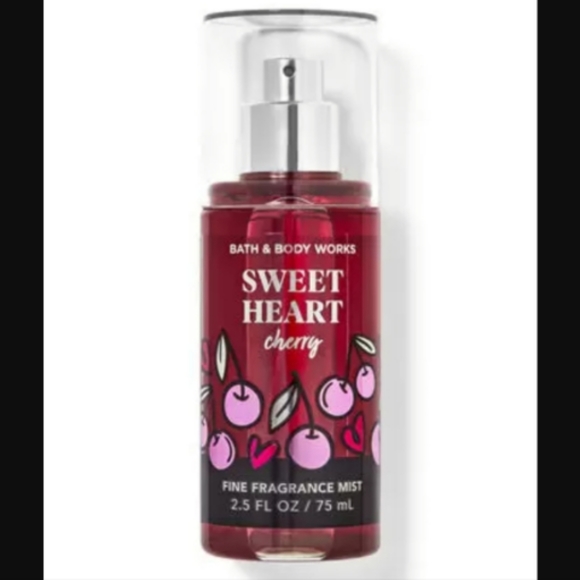 🍒Bath and Bodyworks Sweetheart Cherry Travel Size Fine Fragrance Mist🍒 - Picture 2 of 2